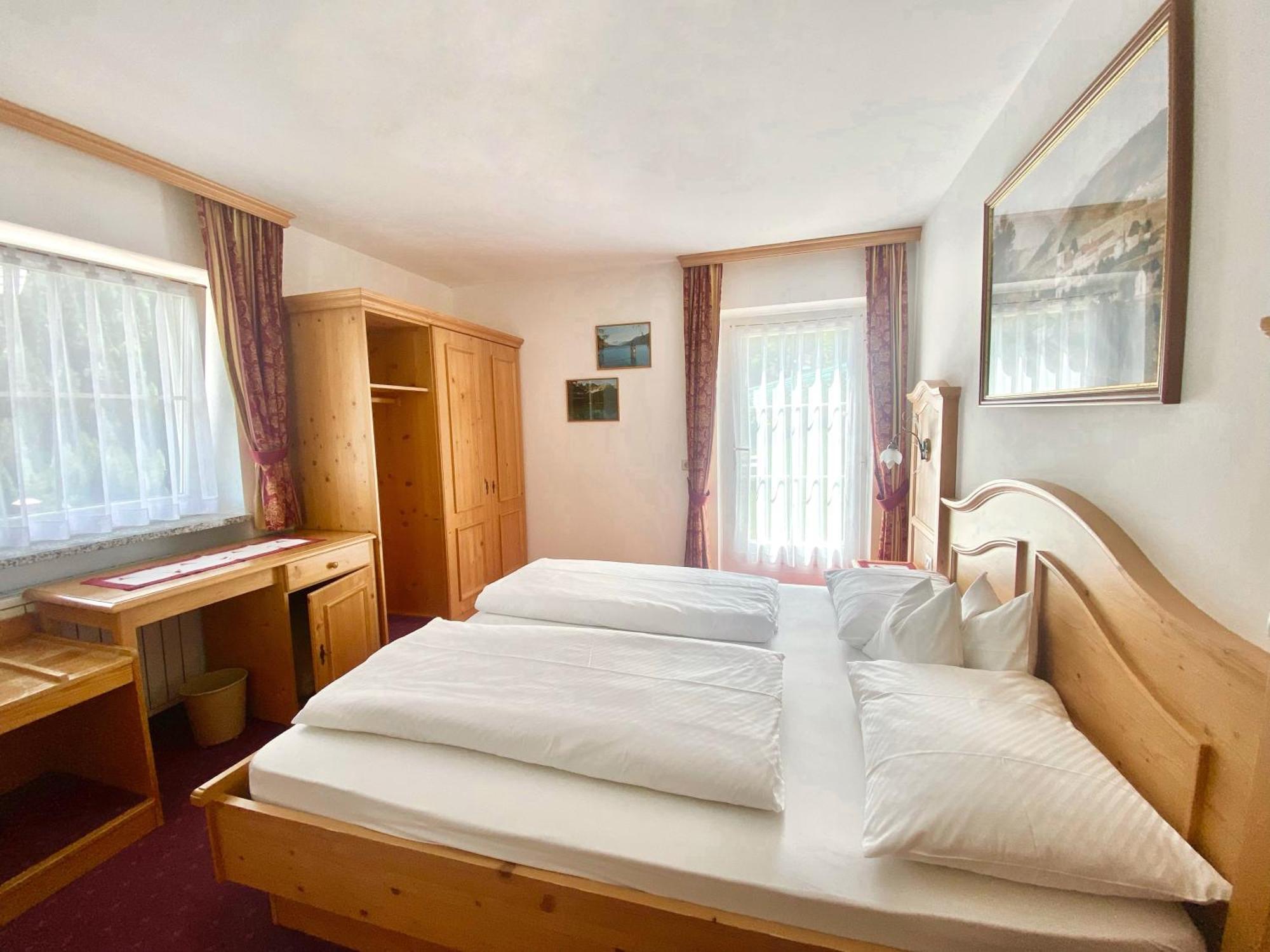 Cesa Vedla - Quite And Cozy Alpine Escape St. Ulrich in Gröden Zimmer foto